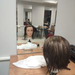 Kosmetyczka i usługi fryzjerskie 12
